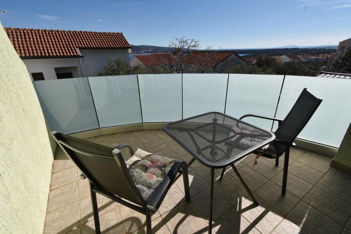 Denjak Apartments Kornić Buitenkant foto